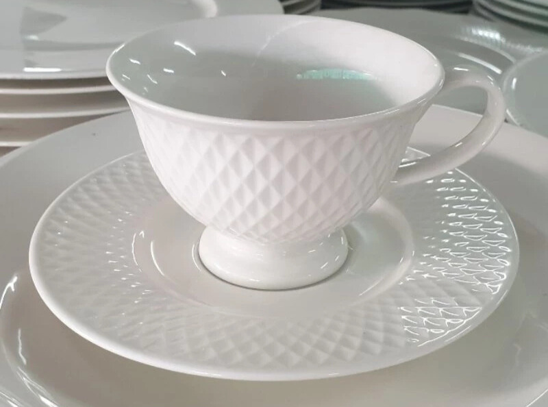 แก้วกาแฟพร้อมจานรอง